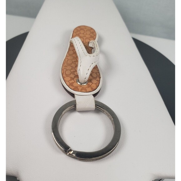 Vintage Coach White Brown Thong Flip Flop Keyfob Beach Sandal Keychain Charm - Picture 8 of 10